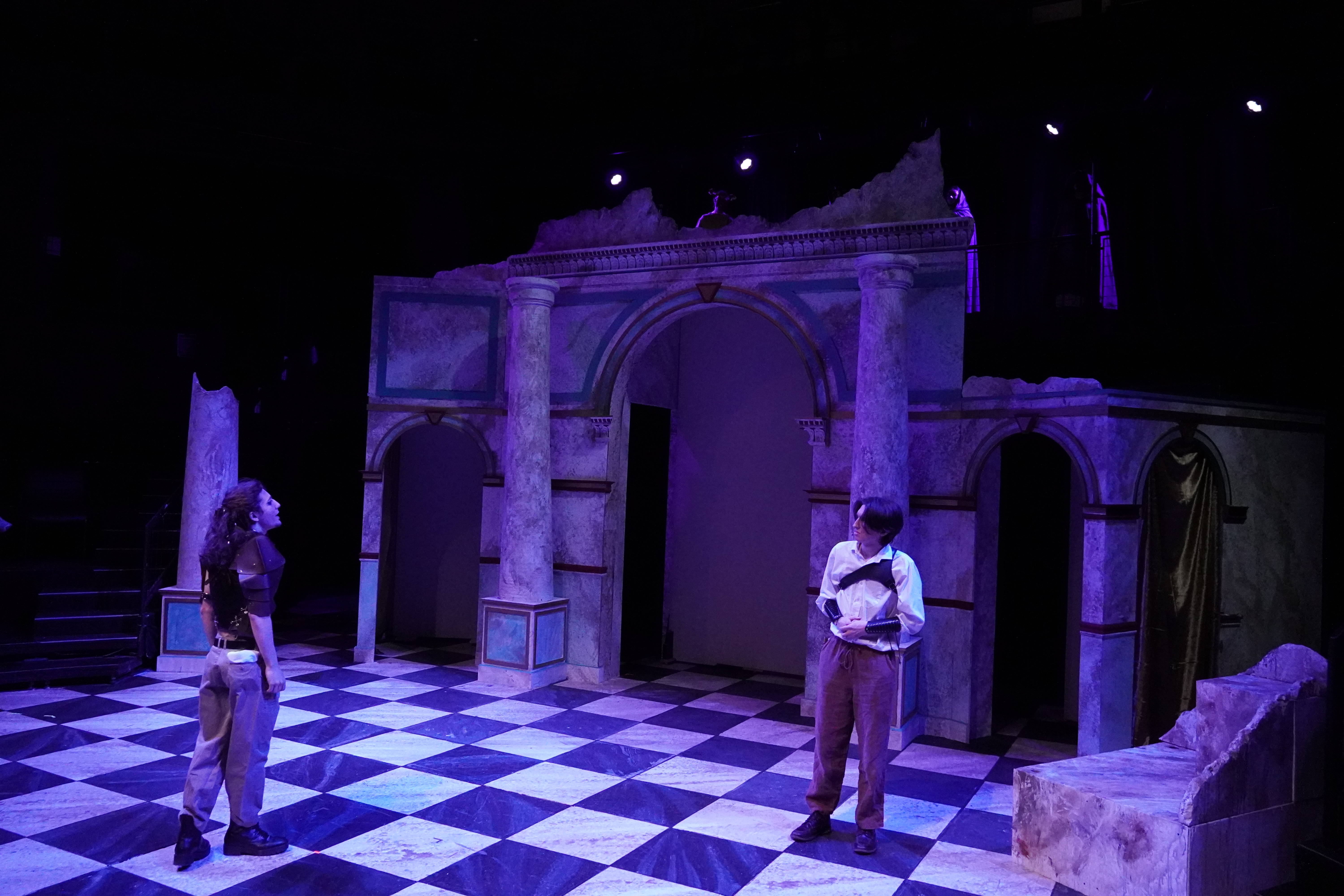 Julius Caesar – Pen, Paint, and Pretzels